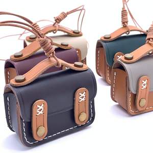 Superventas transfronterizo: Mini cartera colgante <span class=keywords><strong>de</strong></span> cuero genuino para mochila, con bolsa para auriculares y llavero para colgar al cuello - Product Image 2
