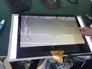 หน้าจอโฆษณาแบบโปร่งใส LCD แบบอินเทอร์แอคทีฟ HD ขนาด 10-86 นิ้ว รุ่นใหม่ พร้อมพอร์ต <span class=keywords><strong>USB</strong></span> ความละเอียด 1920x1080 สำหรับใช้งานในธุรกิจ - Product Image 4