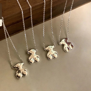 Collar con colgante de osito de plata de ley S925 para mujer, cadena de 405 cm, cadena de clavícula con forma de animal para uso diario - Product Image 1