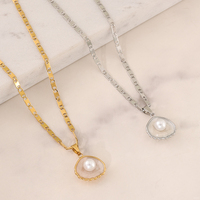 Kalung Mutiara Liontin Kerang Lapis Emas PVD Stainless Steel Trendy untuk Wanita, Perhiasan Tahan Air