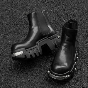 Botas Chukka Catwalk con suela gruesa, botines de moda con aumento de altura, remaches metálicos, botas de motociclista para parejas - Product Image 4