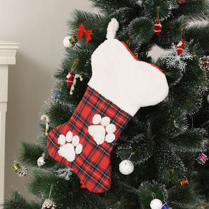 Calcetines Navideños Rojos y Verdes, Bolsas de Regalo, Bolsillos para Mascotas, Adornos Colgantes para Árbol, Decoraciones Navideñas - Product Image 3