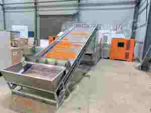 Máquina secadora de correa de malla continua eléctrica de 1 tonelada/hora, deshidratación industrial de alimentos y hierbas, acero inoxidable - Product Image 3