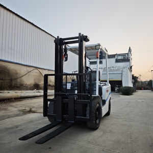 Used Forklift TCM FD30 LPG 3 Ton Hydraulic Side Shifter Solid Tire with Excellence Performance for Industrial Material Handling - Product Image 5