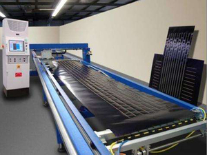 Máquina de soldadura de rodillo ultrasónico automático para placa de colector Solar completo - Product Image 2