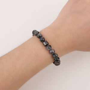 QUSEDINY Gelang Batu Alam Lava Manik-Manik Tiger Eye <span class=keywords><strong>Magnet</strong></span> 8mm Terbaru Laris Manis Grosir untuk Pasangan - Product Image 4
