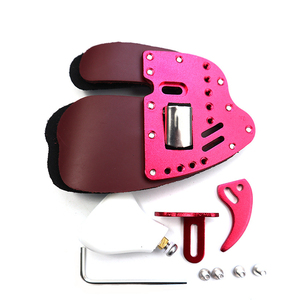 Dernier équipement de protection de tir à l'arc en plein air Protecteur de doigt en caoutchouc durable pour les arcs à poulies classiques - Product Image 3