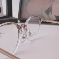 Monturas de Gafas Modernas y Versátiles, Estilo Fresco y Dulce de Celebridad de Internet, Sin Maquillaje, T73006