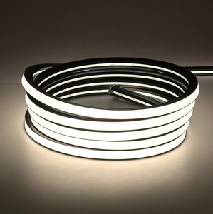 Striscia <span class=keywords><strong>LED</strong></span> in Silicone con manicotto per lampada lineare impermeabile nero incorporato con lampada lineare linea flessibile morbida lineare