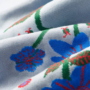 Chaussettes habillées haut de gamme personnalisées Haze Blue pour femmes Chaussettes en coton mercerisé doux avec motif <span class=keywords><strong>iris</strong></span> bleu - Product Image 4