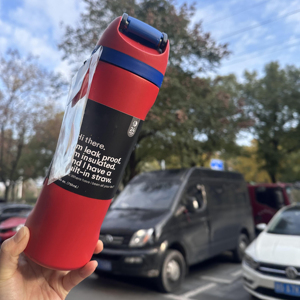 Thermos personnalisé sur mesure de 24 oz, à double paroi, en acier inoxydable, nouveau logo rouge et bleu - Product Image 3
