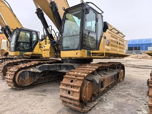Excavatrice sur chenilles d'occasion 374DL - Capacité de la benne de 1,9 m, puissance de 140 kW, moment de charge élevé, prix avantageux - Product Image 3