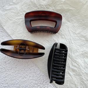 Pince à cheveux en résine acétate style léopard vintage simple pour femme - Product Image 2