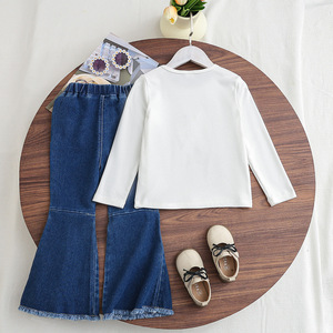 2025 autunno inverno i bambini indossano all'ingrosso maglione farfalla manica lunga pantaloni svasati 2 pezzi vestiti vestiti per ragazze - Product Image 2