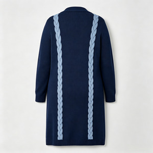 <span class=keywords><strong>Cardigan</strong></span> Lungo da <span class=keywords><strong>Donna</strong></span> Invernale con Ricamo a Treccia <span class=keywords><strong>Blu</strong></span> Chiaro, Design OEM dalla Fabbrica di Guangzhou - Product Image 4