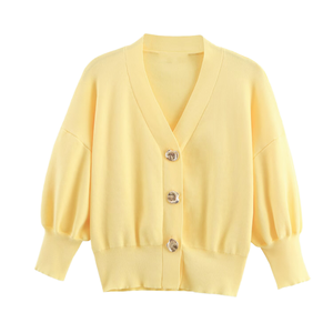Cardigan pour femme à col en V, manches trois quarts bouffantes, couleur unie, fermeture boutonnée, pull décontracté en tricot pour l'automne, 100% acrylique - Product Image 4