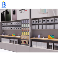 Aménagement de magasin d'accessoires de téléphonie mobile sur mesure, comptoir décoratif, design d'intérieur de boutique de téléphonie mobile, vitrine murale