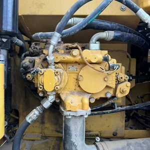 รถขุด CAT 320D2 สีเหลือง แบบติดตั้งบนราง สำหรับงานก่อสร้างหนัก - Product Image 5