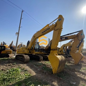 Excavadora de cadenas usada de alto rendimiento PC200 en venta con pocas horas de operación y excelente valor - Product Image 2