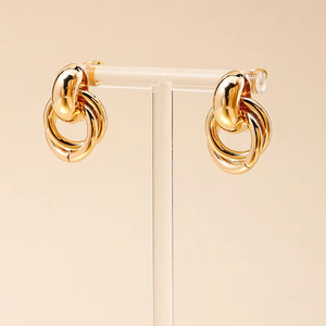 Orecchini Pendenti Minimalisti a Nodo in Argento, Orecchini a Perno Geometrici, Gioielli Quotidiani per Donna - Product Image 2