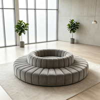 Grand canapé modulaire circulaire en velours capitonné à canaux ronds pour hall d'hôtel et villa