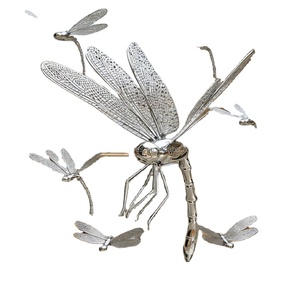 Escultura de Libélula Personalizada en Acero Inoxidable - Decoración de Jardín para Exteriores OEM/ODM para Paisajismo de Parques y Zoológicos - Product Image 1