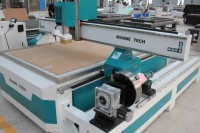 Machine de routeur CNC 1325 pour l'industrie des armoires et des meubles avec jinan rotatif latéral m-shine
