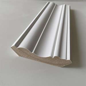 Moulures en bois de pin à joint en do, apprêtées, pour applications hôtelières - Product Image 1