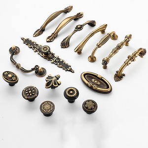 <strong>Antique</strong> Brass Cabinet Handles Vintage-Inspired Pulls for Shaker Farmhouse Traditional <strong>Drawer</strong> Revival Kitchen Wardrobe Dresser - Product Image 2