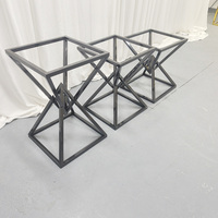 Table de bar extérieure moderne et minimaliste en acier inoxydable et verre, table à desserts, étagère de décoration pour la décoration de mariage