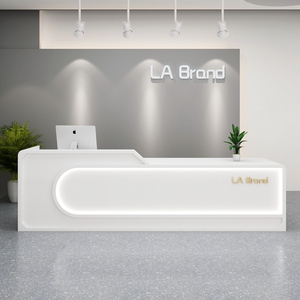 Diseño de Iluminación Artística en Forma de Anillo KRIONS, Mostrador de Recepción para Spa de Superficie Sólida - Product Image 2
