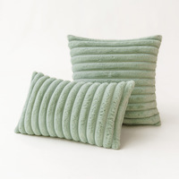 Housse de coussin en fausse fourrure de lapin verticale multicolore, douce et luxueuse, pour la décoration de la maison, du canapé et de la chambre à coucher
