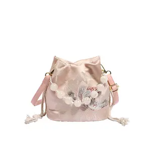 レトロな中国風の花刺繍ニット財布バッグデザイナー女性女の子バケットバッグビーズハンドルハンドバッグ付き