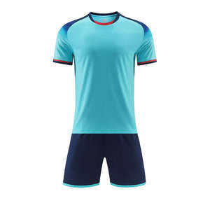 Uniformes de Fútbol OEM Transpirables de Manga Corta Sublimados, Jersey Profesional Vintage que Absorbe la Humedad - Product Image 2