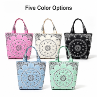 Sacs fourre-tout personnalisés matelassés à imprimé Paisley pour femmes, sacs à bandoulière en polyester à motif floral Mandala pour les voyages, le shopping et l'usage quotidien