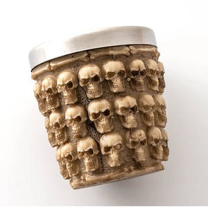Vintage <span class=keywords><strong>Resin</strong></span> 3d baja nirkarat bentuk tengkorak kopi kuat cangkir anggur putih penyihir Viking dekoratif Halloween cangkir potret tengkorak kaca - Product Image 4