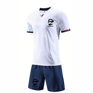 Conjunto de Uniforme de Fútbol Personalizado con Logotipo, Sublimado, de Alta Calidad, Secado Rápido, Transpirable, de Poliéster, para Clubes y Entrenamientos - Product Image 1