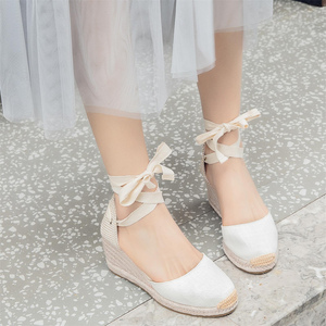 <span class=keywords><strong>Espadrilles</strong></span> <span class=keywords><strong>compensées</strong></span> minimalistes à bout fermé pour femme, avec semelle plateforme <span class=keywords><strong>chic</strong></span> en jute naturel, antidérapantes, pour les vacances - Product Image 4