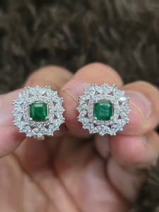 Magnífico Anillo de Plata de Ley 925 con Gema Verde Elegante de 2 Quilates, Corte Esmeralda, Engaste en Canal, Joyería Fina - Product Image 3