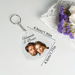 Porte-clés en forme de cœur personnalisé avec images et texte, photos de famille et d'animaux de compagnie sur acrylique avec impression UV - Product Image 4