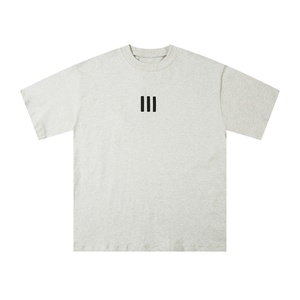 Nouveau T-shirt d'été tendance à trois bandes pour homme, col ras du cou, manches courtes, coupe classique, coton épais de haute qualité 100 % pour impression - Product Image 3