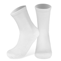 Vente en gros de chaussettes personnalisées Basketball Running Respirant Classic Crew Design Chaussettes de sport mi-mollet en coton pour hommes et femmes
