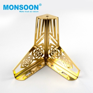 Accessoires de mobilier modernes : Pieds de table et de canapé en métal en forme de T pour hôtels, appartements, lits et chaises en fer - Product Image 2