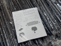 Lits pour chiens pliables portables modernes de luxe pour animaux de compagnie pour une utilisation intérieure et extérieure tente en métal solide pour animaux de compagnie