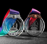 Médaille de course de marathon de sport rond avec logo personnalisé personnalisé Plaque en cristal Médailles en cristal gravées avec impression UV personnalisées