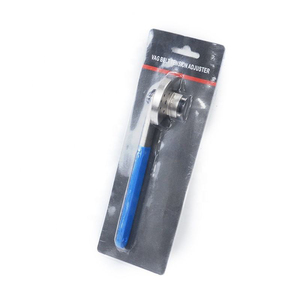Clé universelle <span class=keywords><strong>de</strong></span> réglage <span class=keywords><strong>de</strong></span> tension <span class=keywords><strong>de</strong></span> <span class=keywords><strong>courroie</strong></span> <span class=keywords><strong>de</strong></span> <span class=keywords><strong>distribution</strong></span>, outil <span class=keywords><strong>de</strong></span> réparation <span class=keywords><strong>de</strong></span> poulie pour une ajustement précis <span class=keywords><strong>de</strong></span> la tension <span class=keywords><strong>de</strong></span> la <span class=keywords><strong>courroie</strong></span> <span class=keywords><strong>de</strong></span> <span class=keywords><strong>distribution</strong></span> - Product Image 4