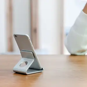 UPERGO Dock akıllı telefon standı ve Tablet alüminyum cep telefonu tutucu standı