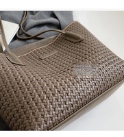 Tas Selempang Wanita Rajut Tangan Custom, Kapasitas Besar, untuk Kerja Kantor, Belanja Sehari-hari, dan Perjalanan