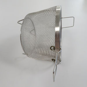 Passoire à emboutissage en maille personnalisée avec poignées pliantes pour pâtes à frire salades passe au lave-vaisselle - Product Image 2