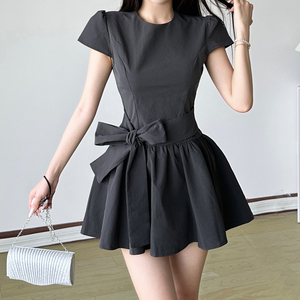 Robe d'été Y2K mignonne pour femme, coupe trapèze, manches bouffantes, col rond, taille nouée, mini-robe sexy, vente en gros - Product Image 3